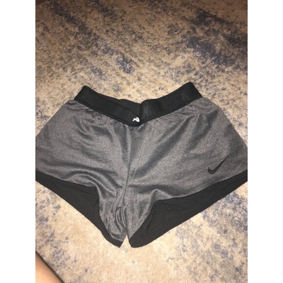 Nike reversible shorts - Picture 4 of 4